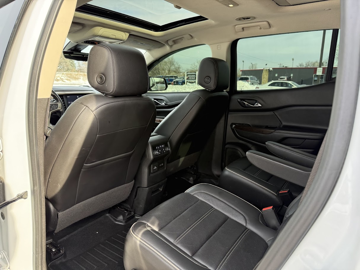 GMC Acadia Denali AWD 2020