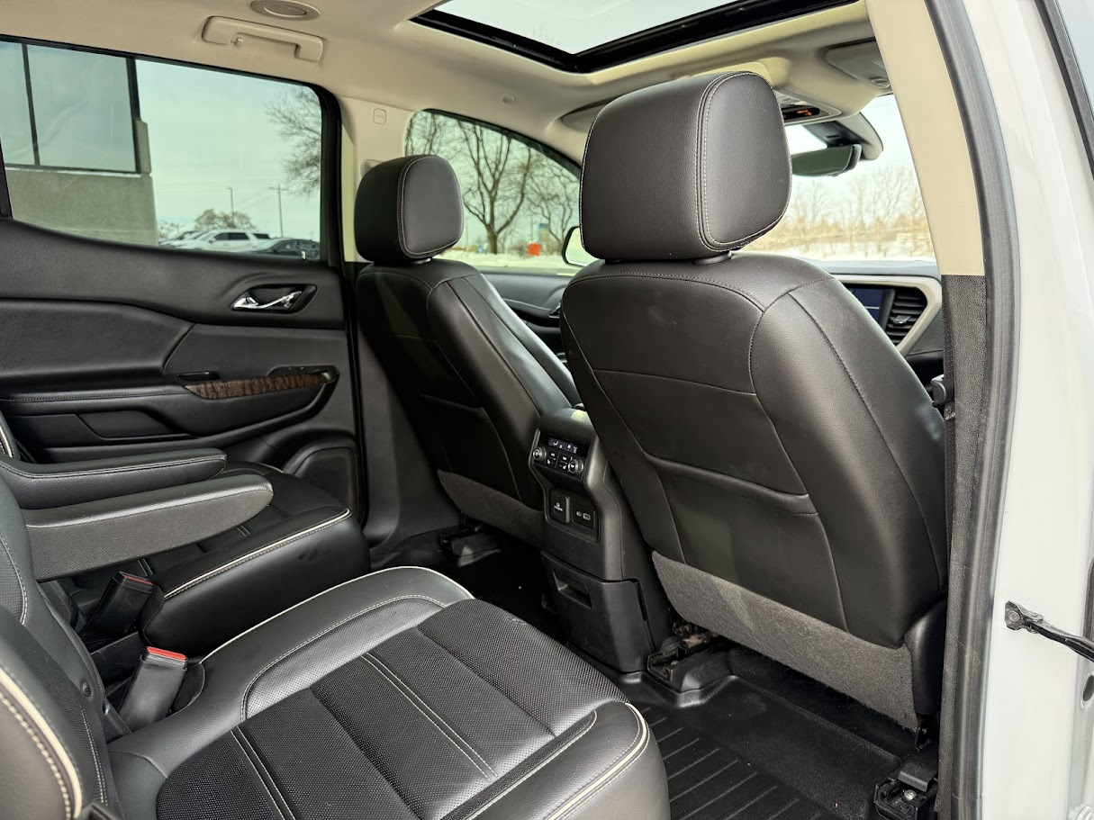 GMC Acadia Denali AWD 2020