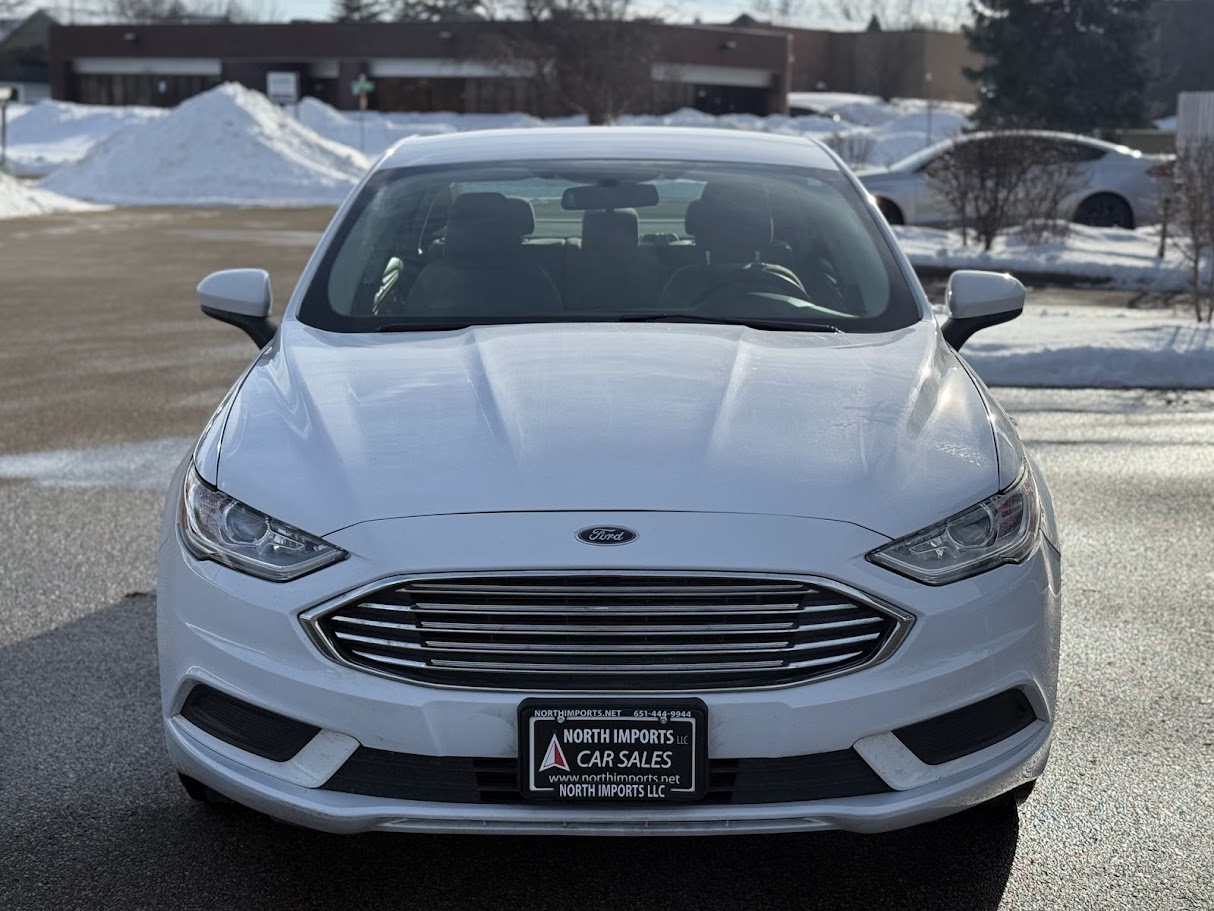 Ford Fusion S 2017