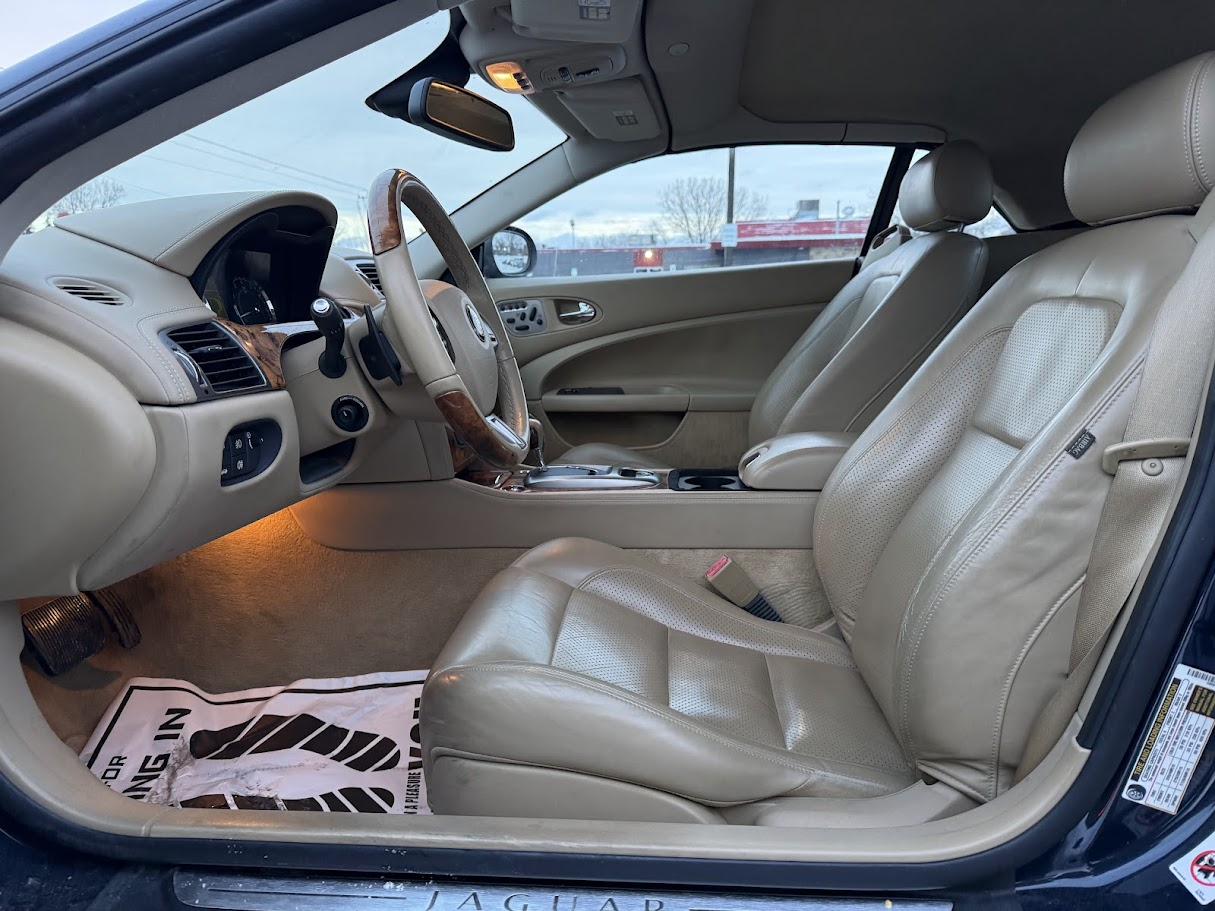 Jaguar XK-Series XK Convertible 2007