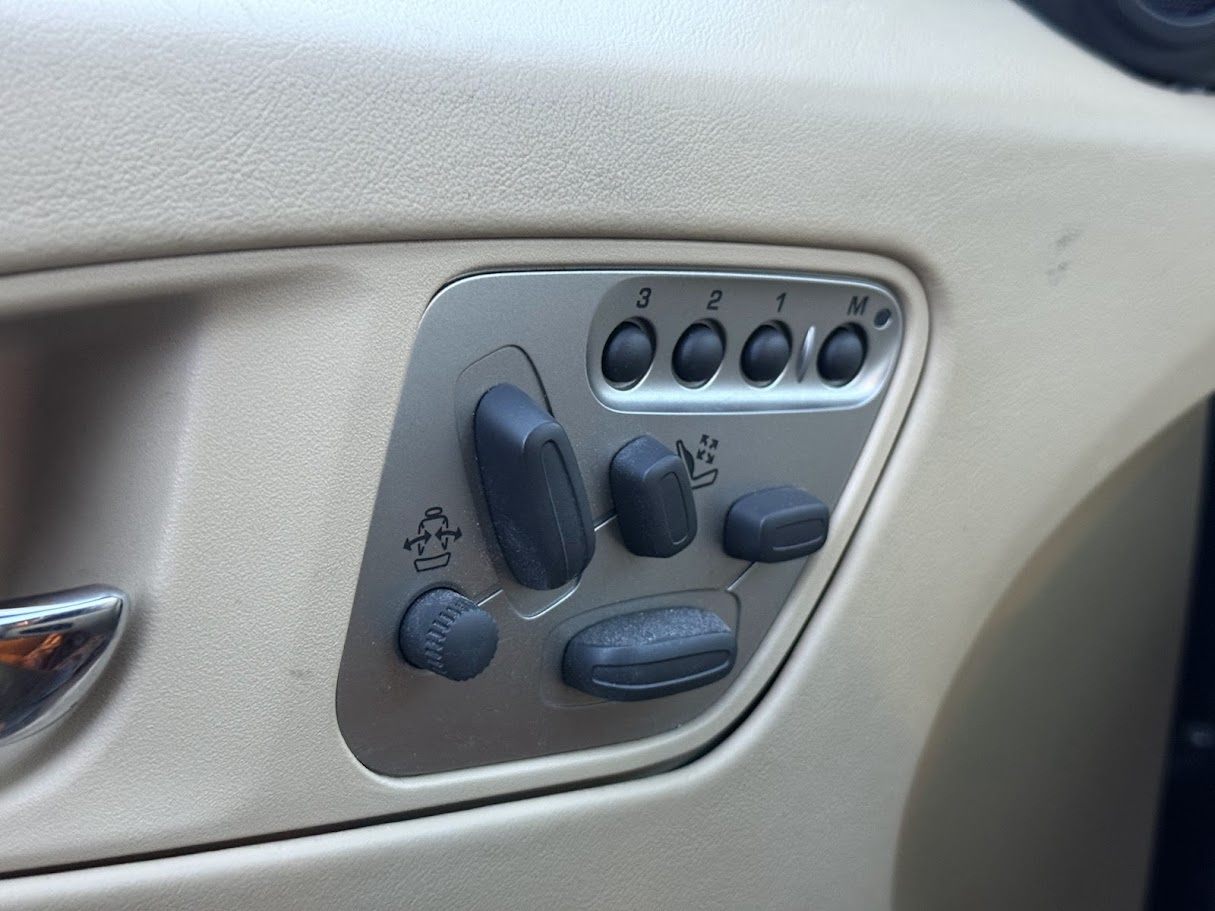 Jaguar XK-Series XK Convertible 2007