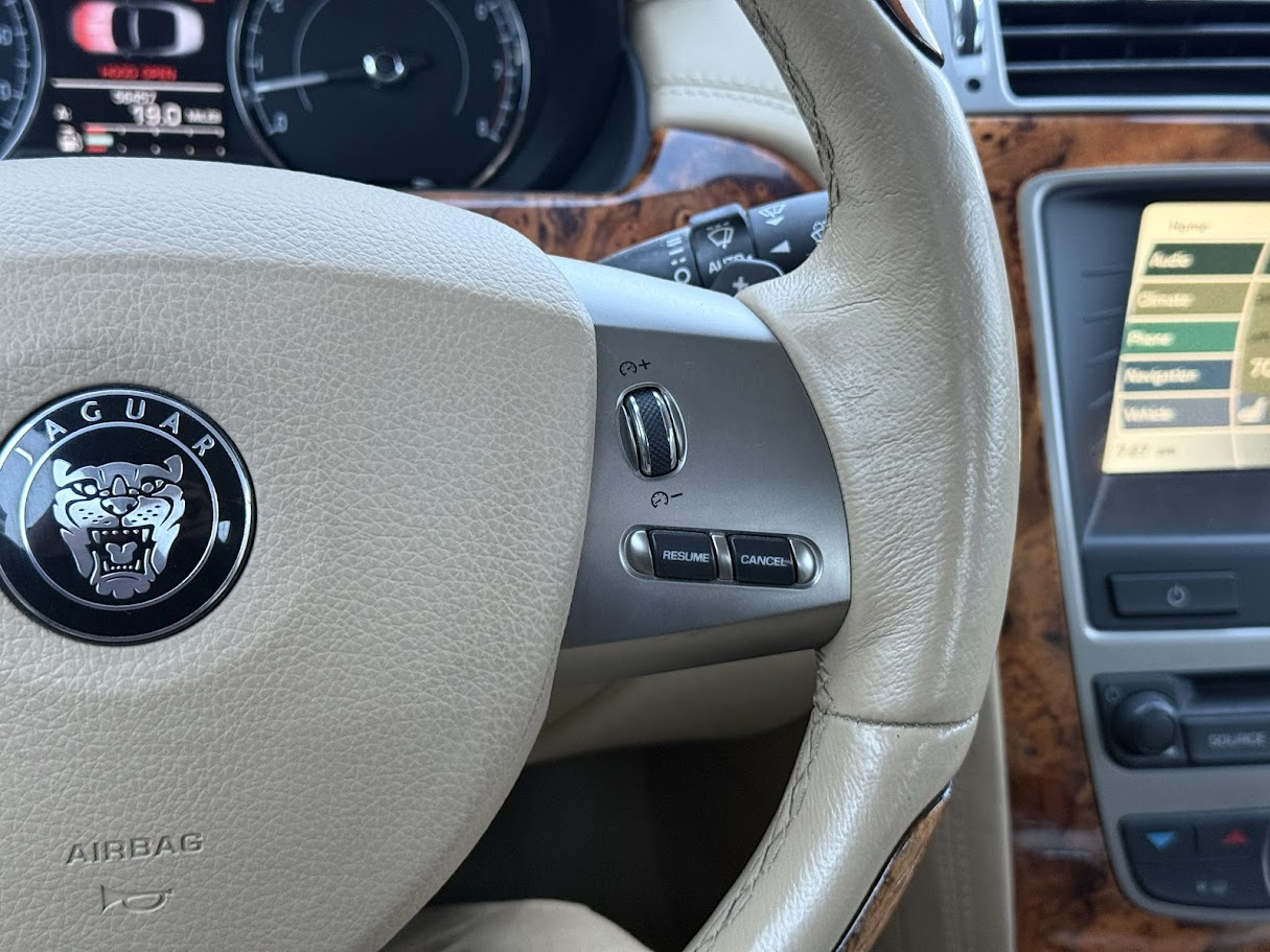 Jaguar XK-Series XK Convertible 2007