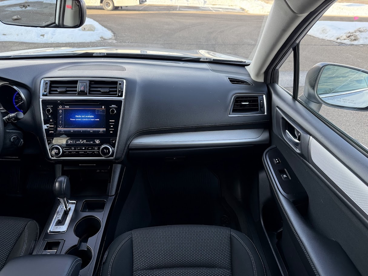 Subaru Outback 2.5i Premium 2019