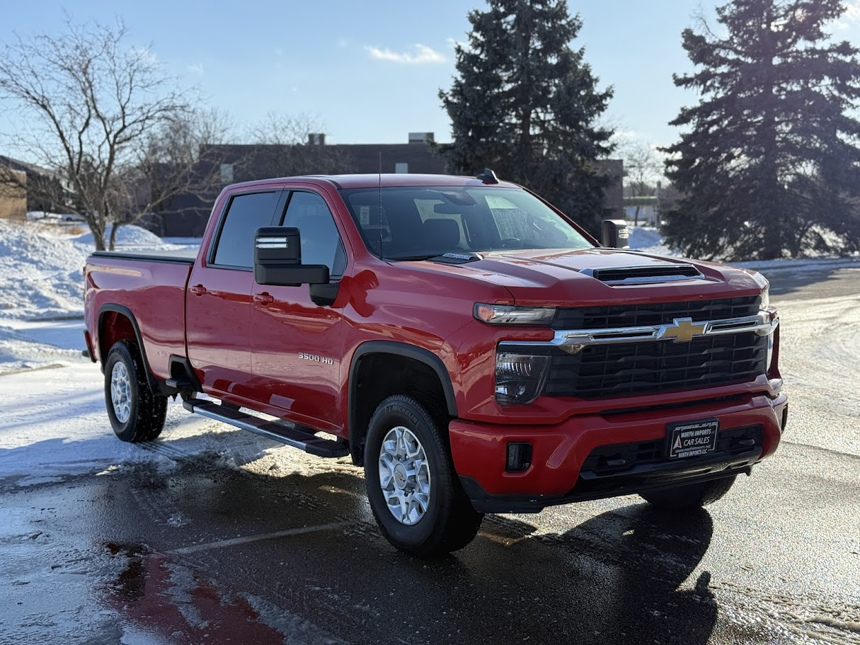 Chevrolet Silverado 3500HD LT Crew Cab 4WD 2025