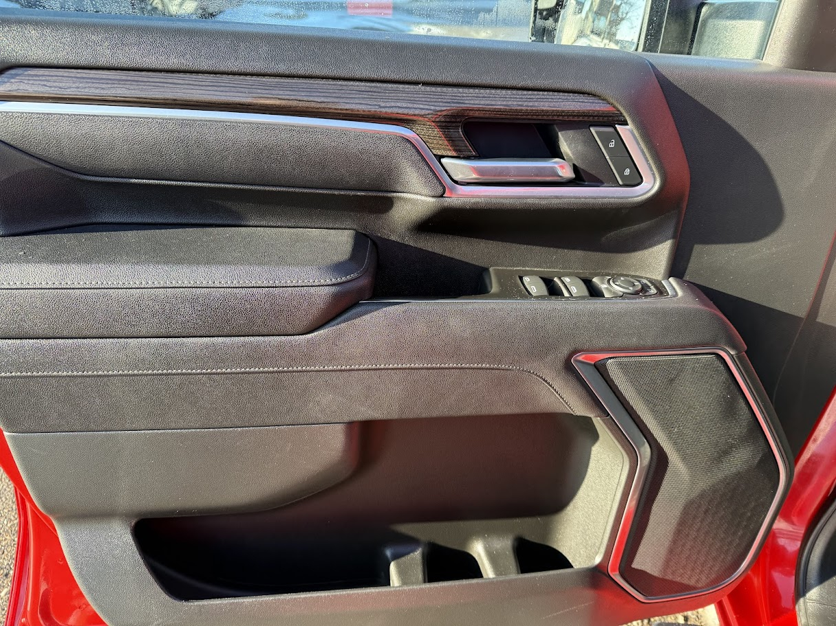 Chevrolet Silverado 3500HD LT Crew Cab 4WD 2025