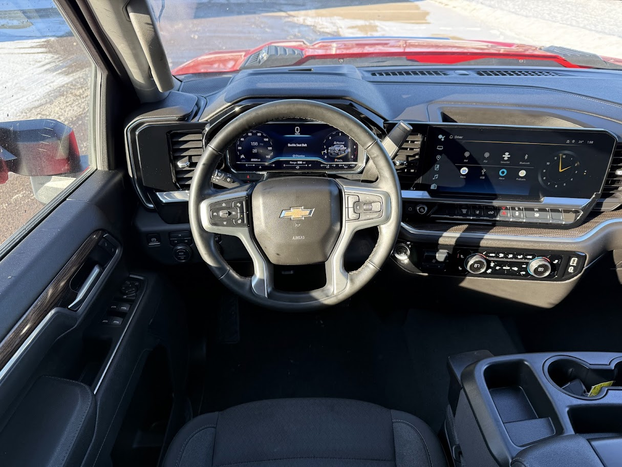 Chevrolet Silverado 3500HD LT Crew Cab 4WD 2025