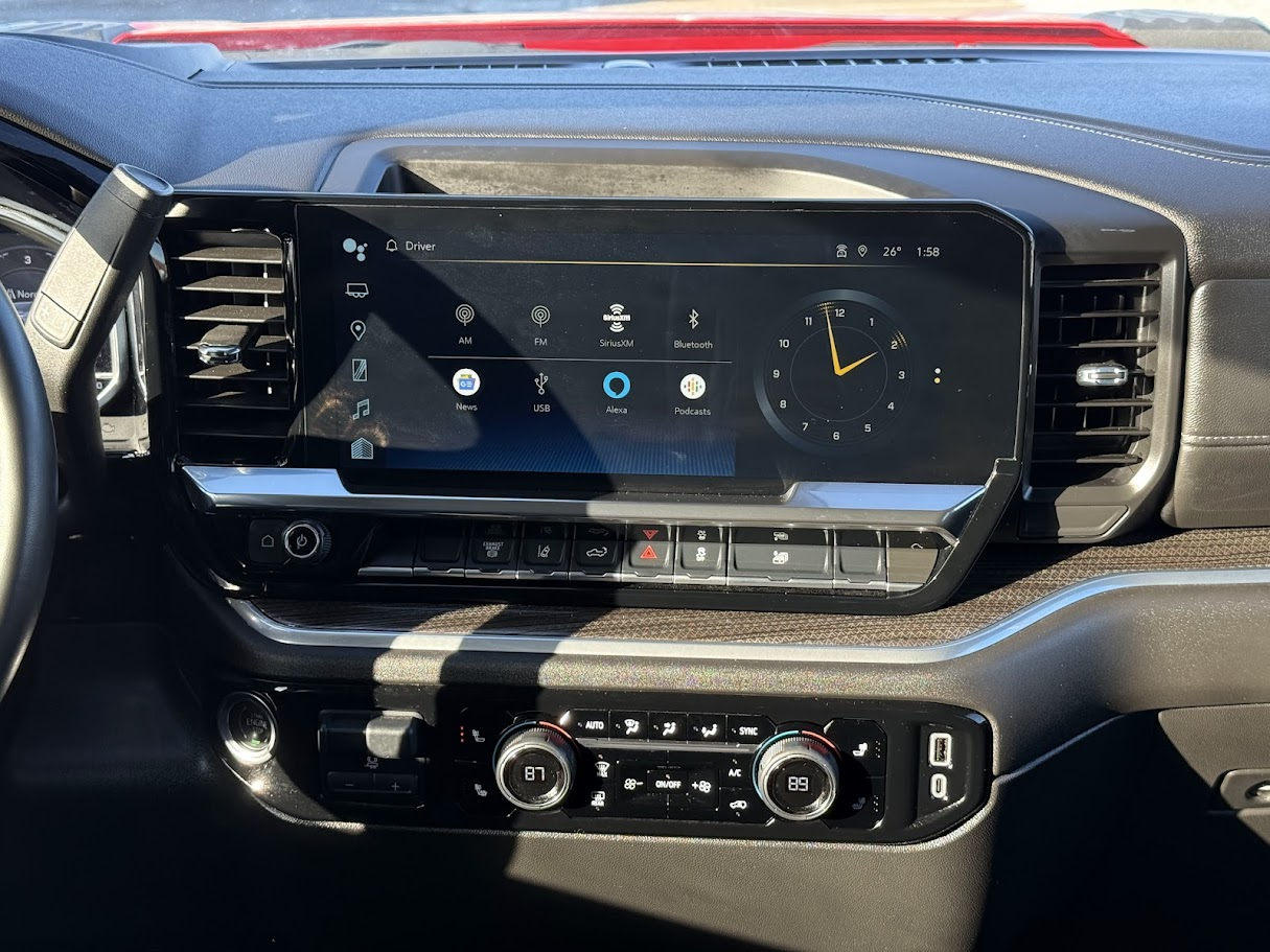 Chevrolet Silverado 3500HD LT Crew Cab 4WD 2025