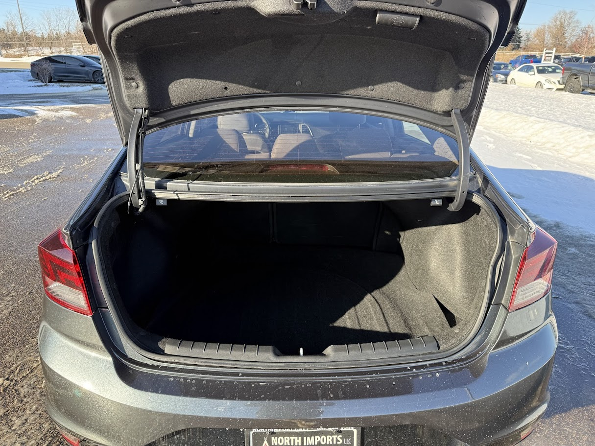 Hyundai Elantra Limited 2020