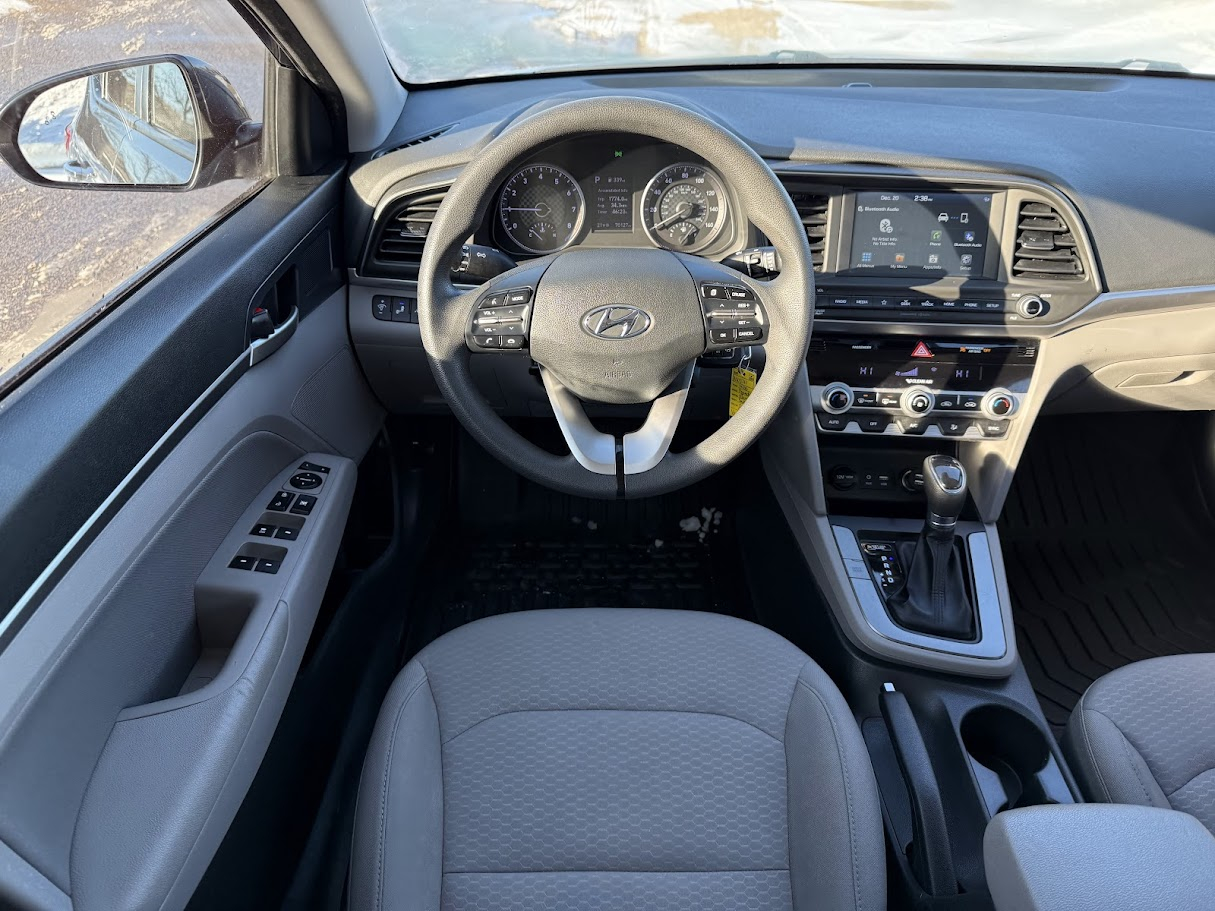Hyundai Elantra Limited 2020