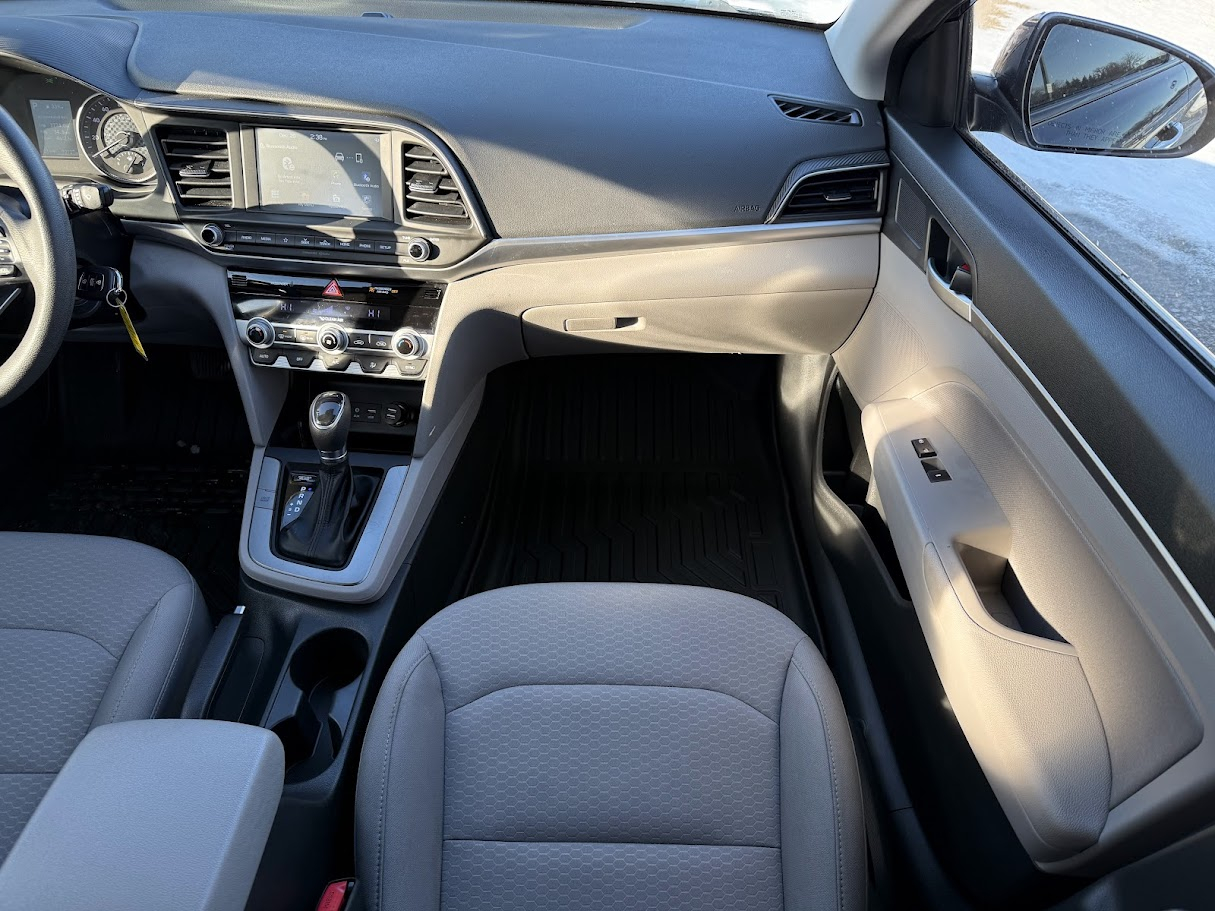 Hyundai Elantra Limited 2020