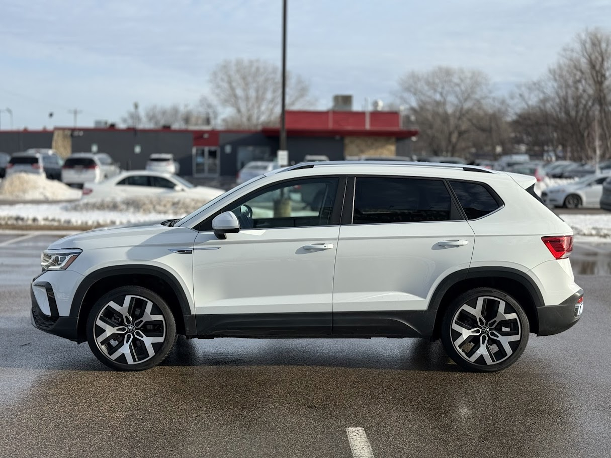 Volkswagen Taos SEL 4MOTION 2023