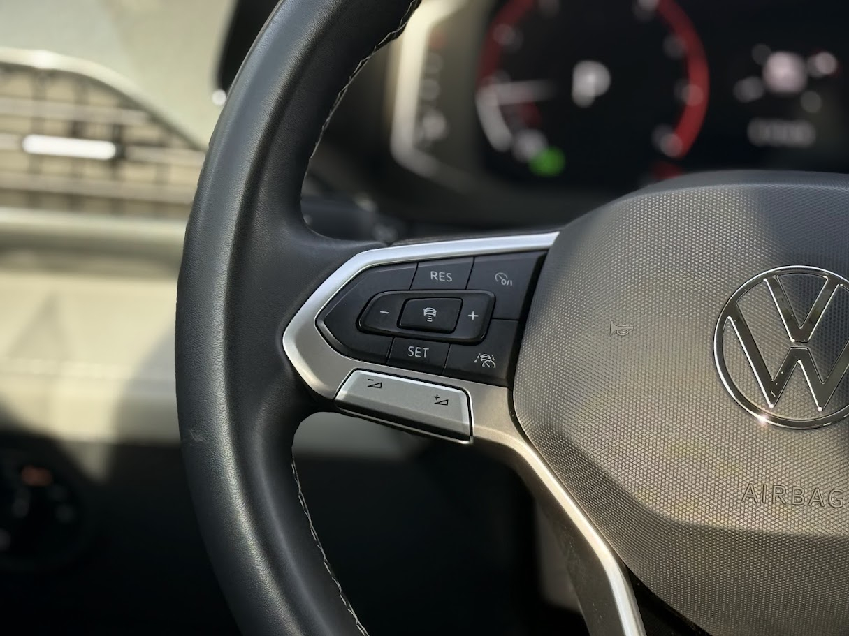 Volkswagen Taos SEL 4MOTION 2023