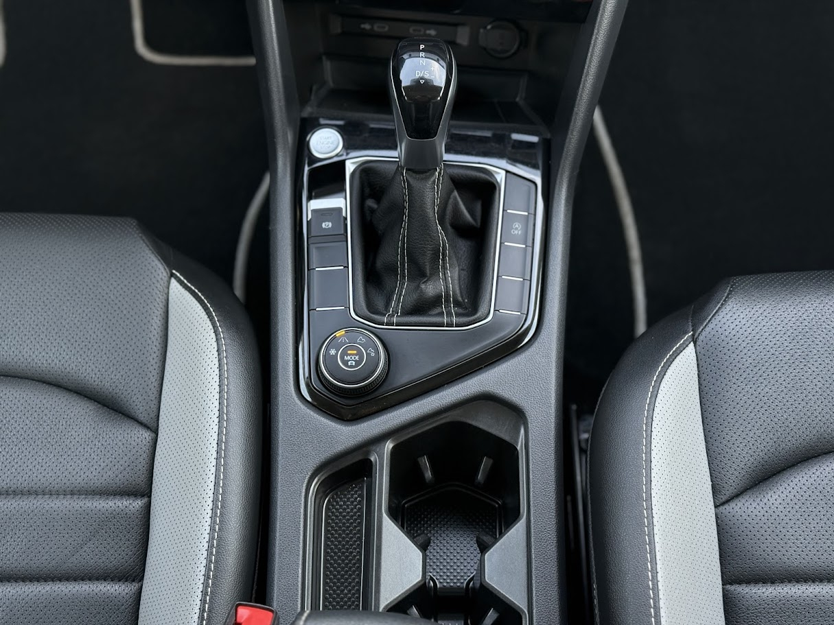 Volkswagen Taos SEL 4MOTION 2023