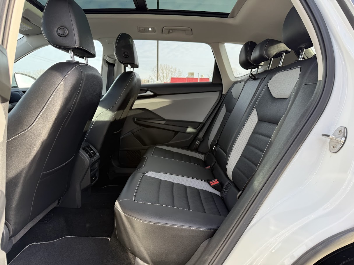 Volkswagen Taos SEL 4MOTION 2023