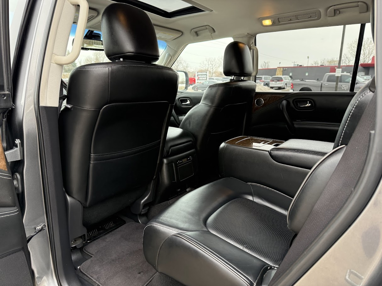 Infiniti QX80 4WD 2017