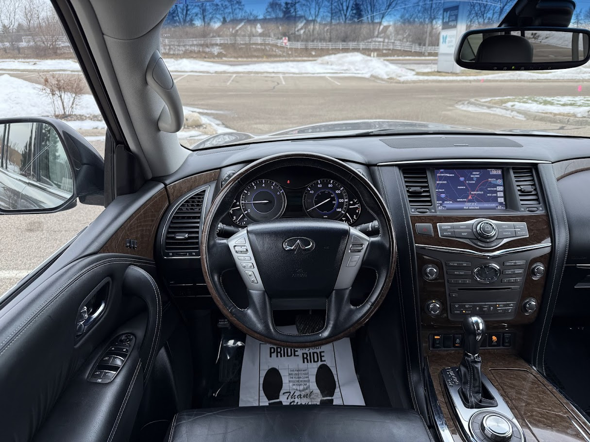 Infiniti QX80 4WD 2017