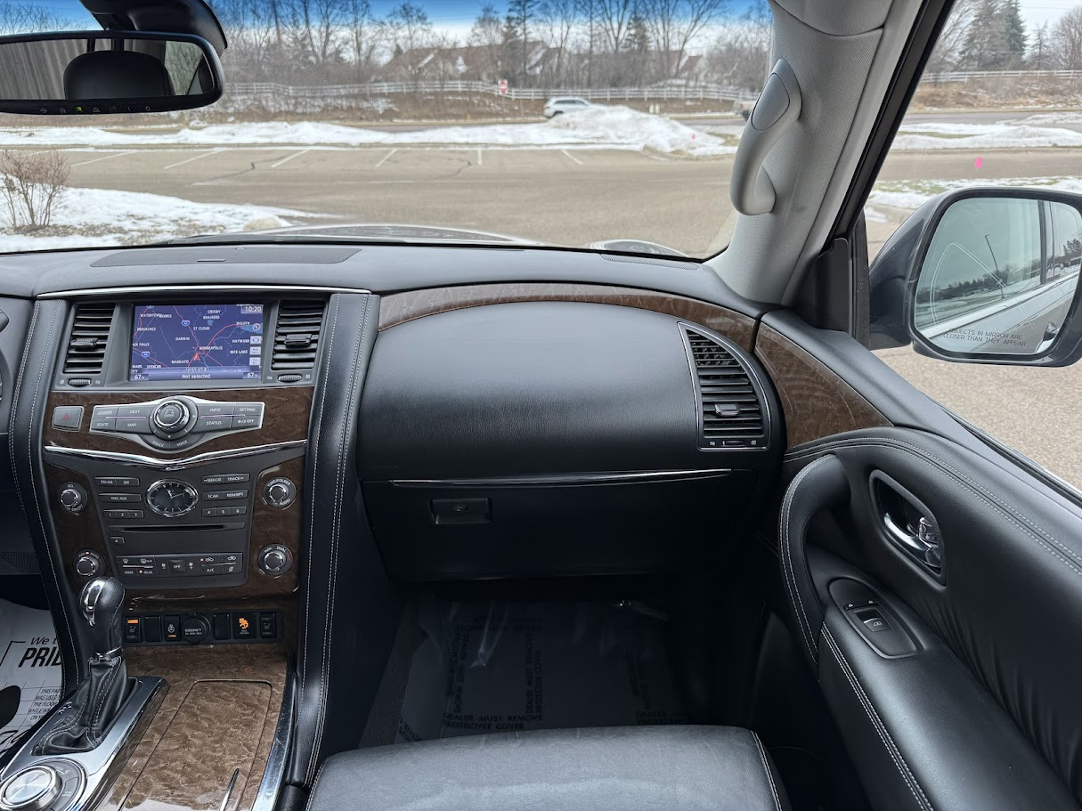 Infiniti QX80 4WD 2017