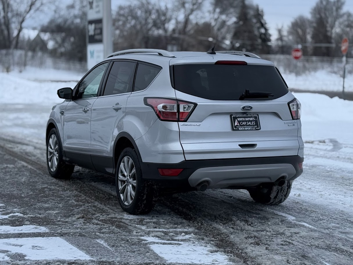 Ford Escape Titanium 4WD 2018