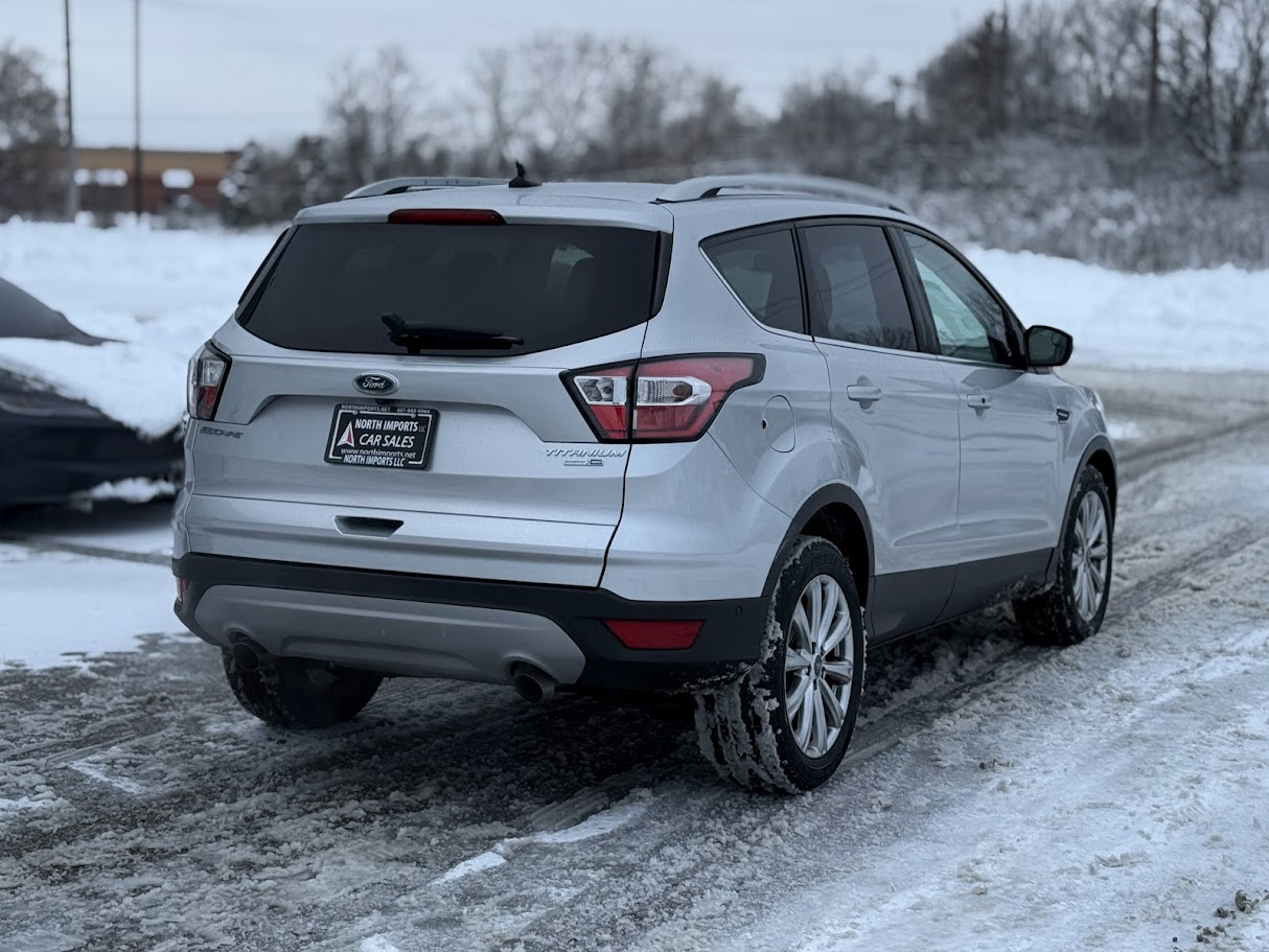 Ford Escape Titanium 4WD 2018