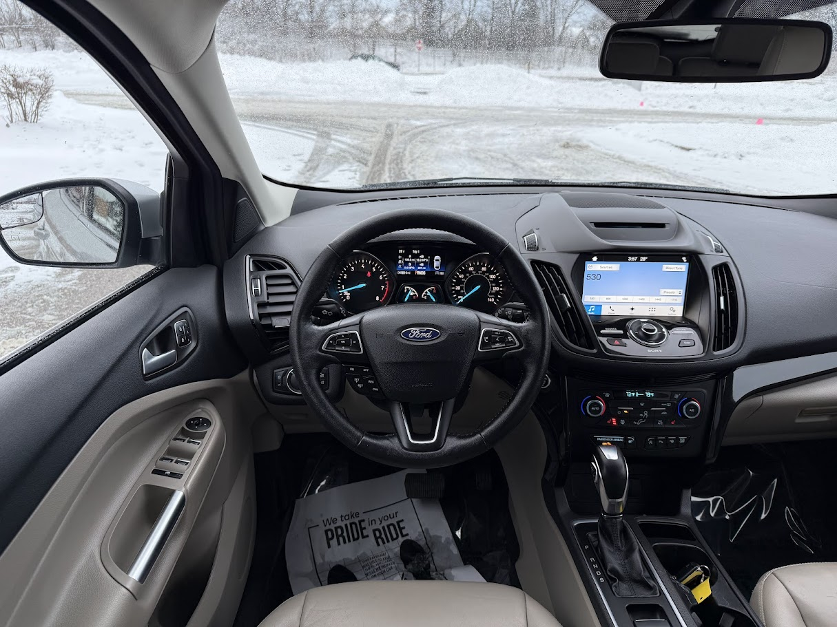 Ford Escape Titanium 4WD 2018