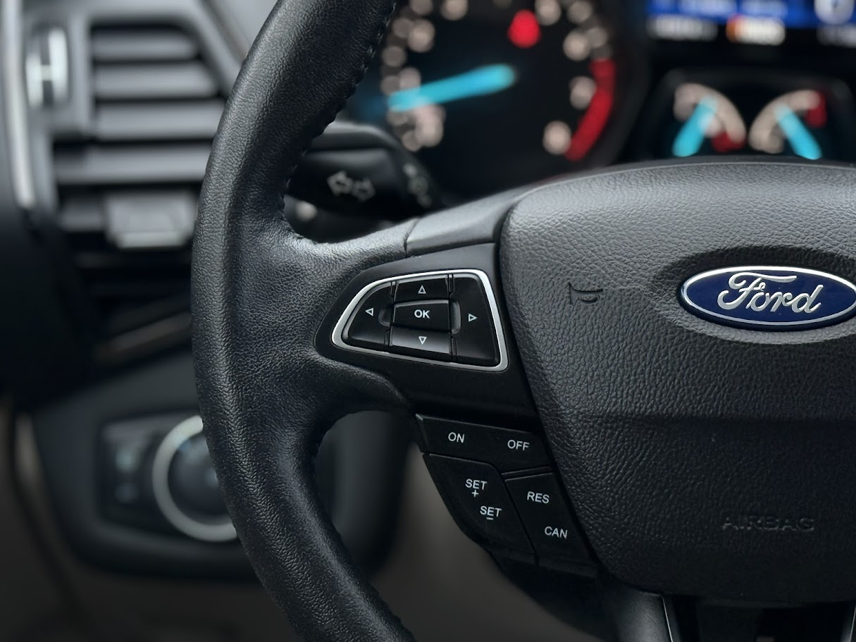 Ford Escape Titanium 4WD 2018