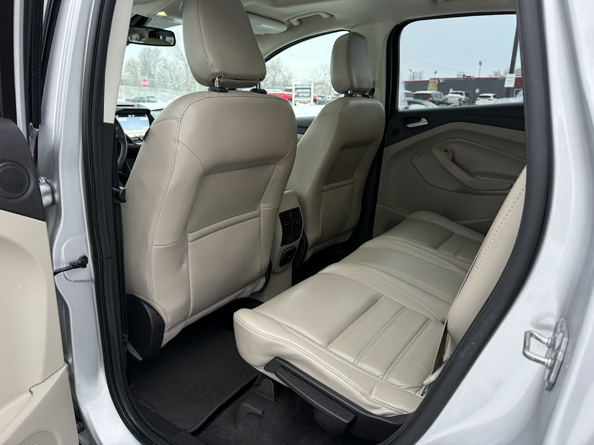 Ford Escape Titanium 4WD 2018