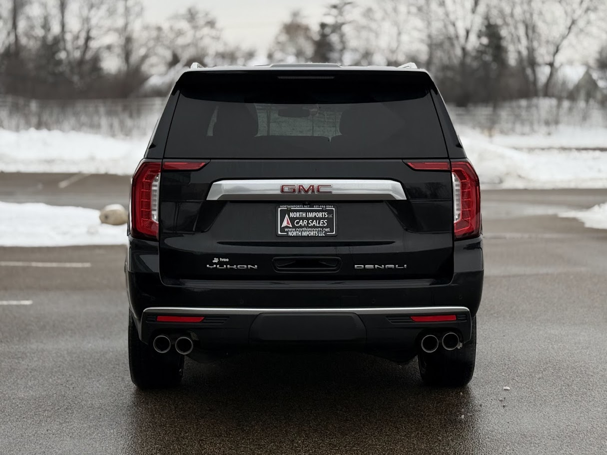 GMC Yukon XL Denali 4WD 2022