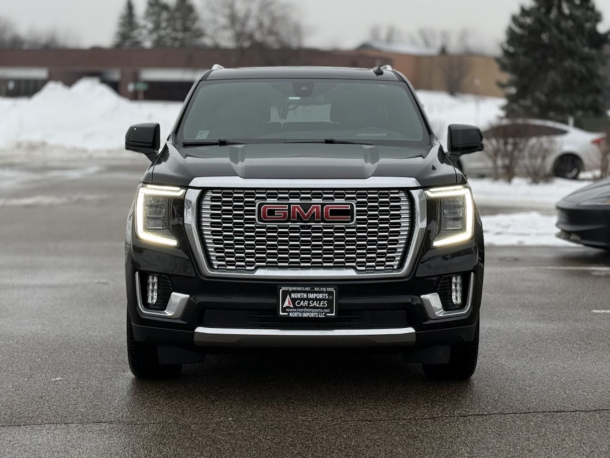 GMC Yukon XL Denali 4WD 2022