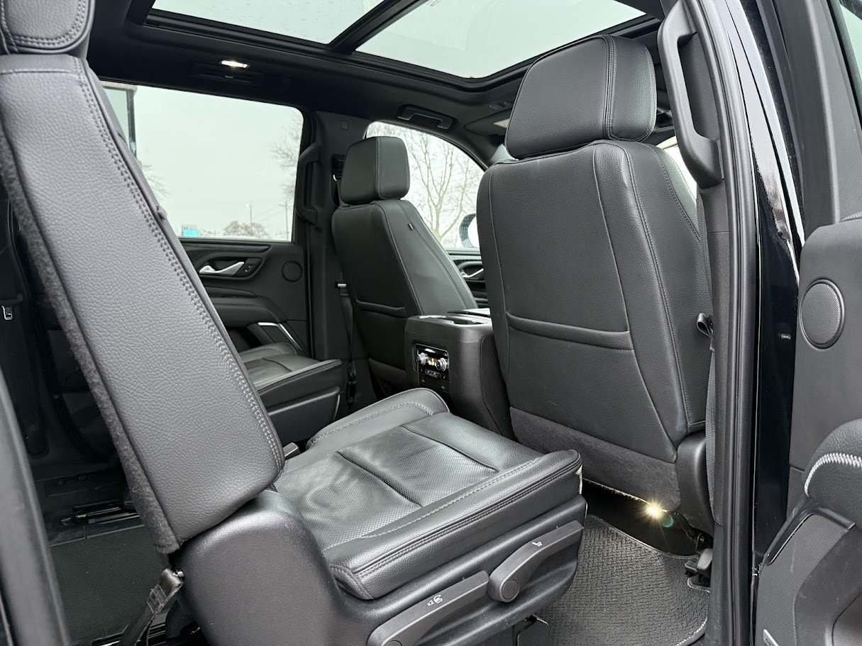 GMC Yukon XL Denali 4WD 2022