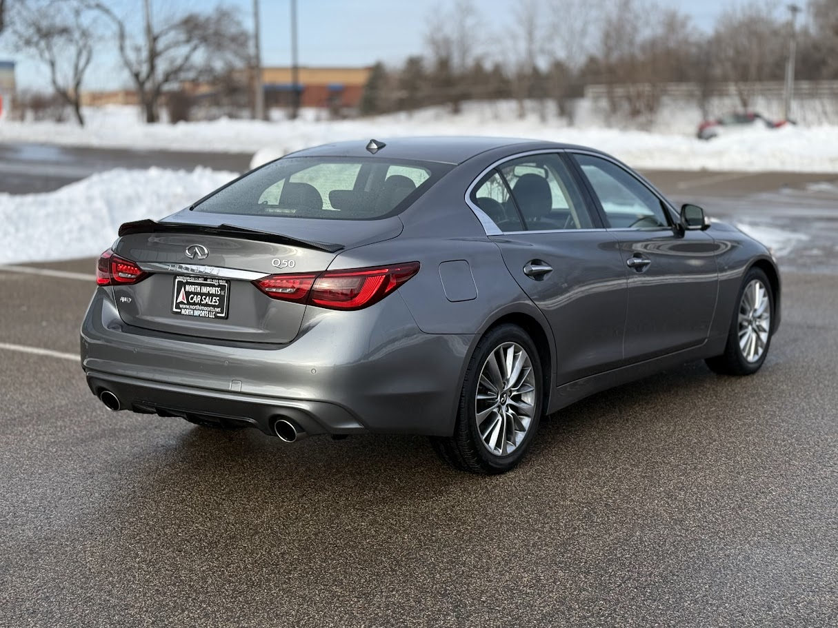 Infiniti Q50 3.0t LUXE AWD 2021