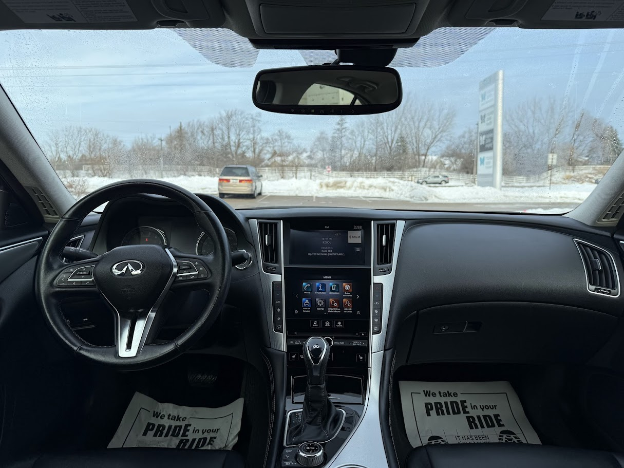 Infiniti Q50 3.0t LUXE AWD 2021