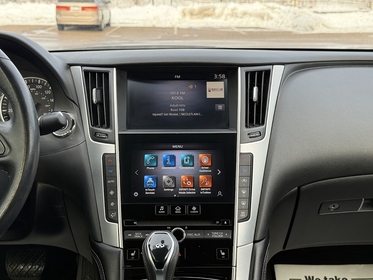 Infiniti Q50 3.0t LUXE AWD 2021