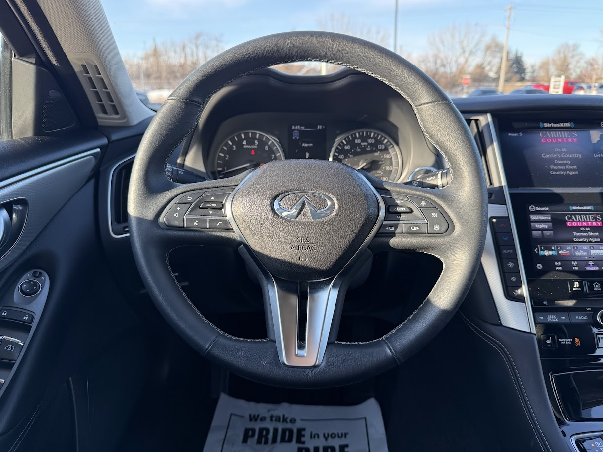 Infiniti Q50 3.0t LUXE AWD 2021