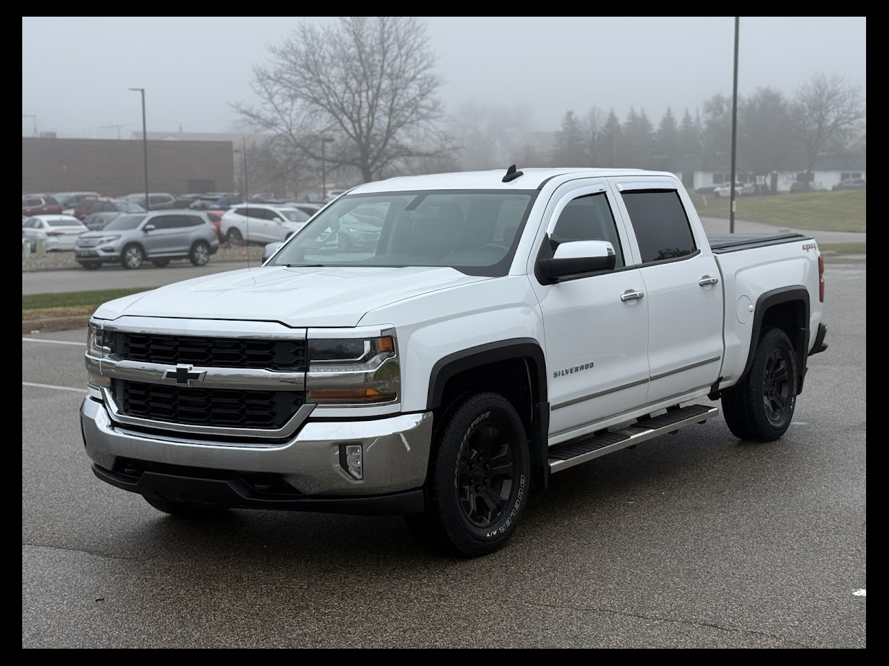 Chevrolet Silverado 1500 LT Crew Cab 4WD 2017