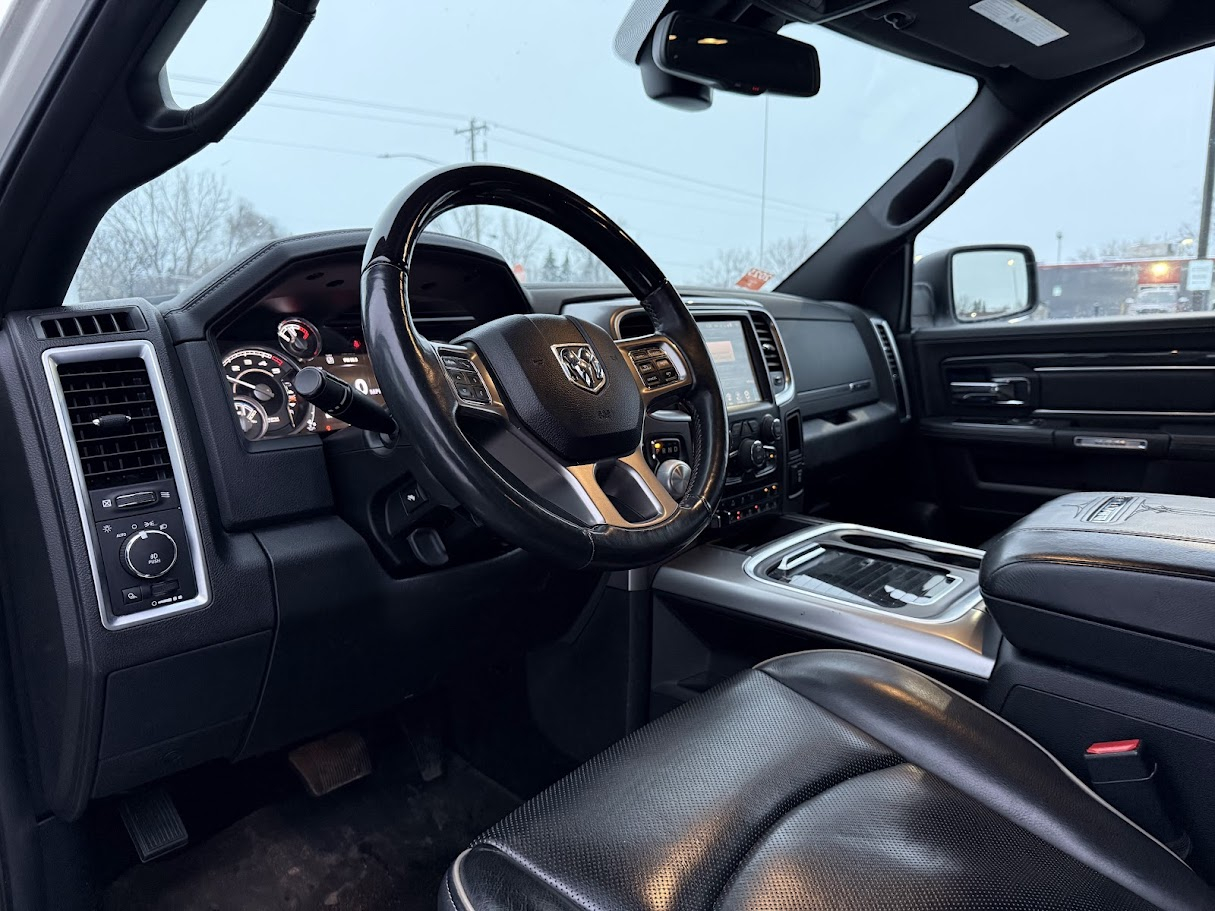 RAM 1500 Longhorn Crew Cab SWB 4WD 2016