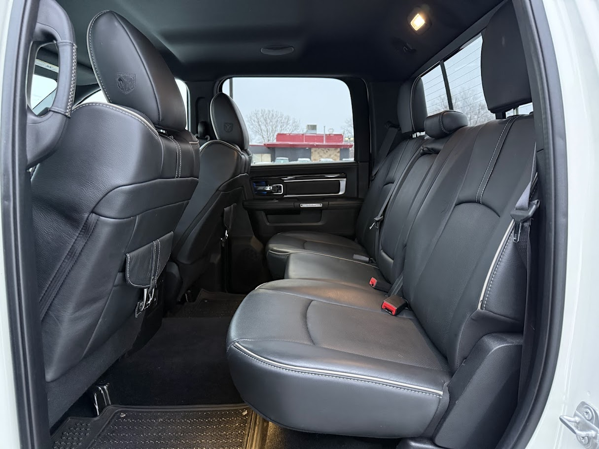 RAM 1500 Longhorn Crew Cab SWB 4WD 2016