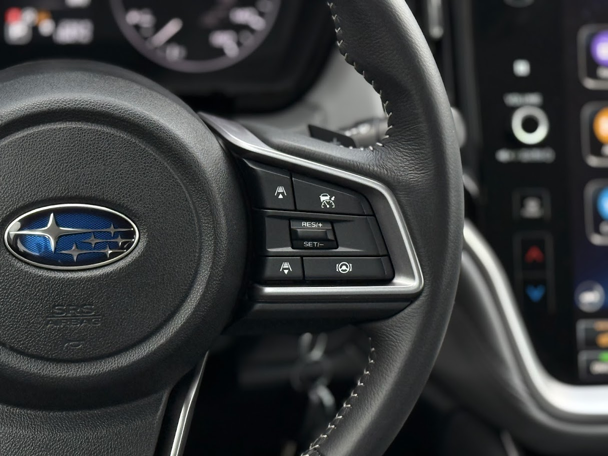 Subaru Legacy Premium 2025