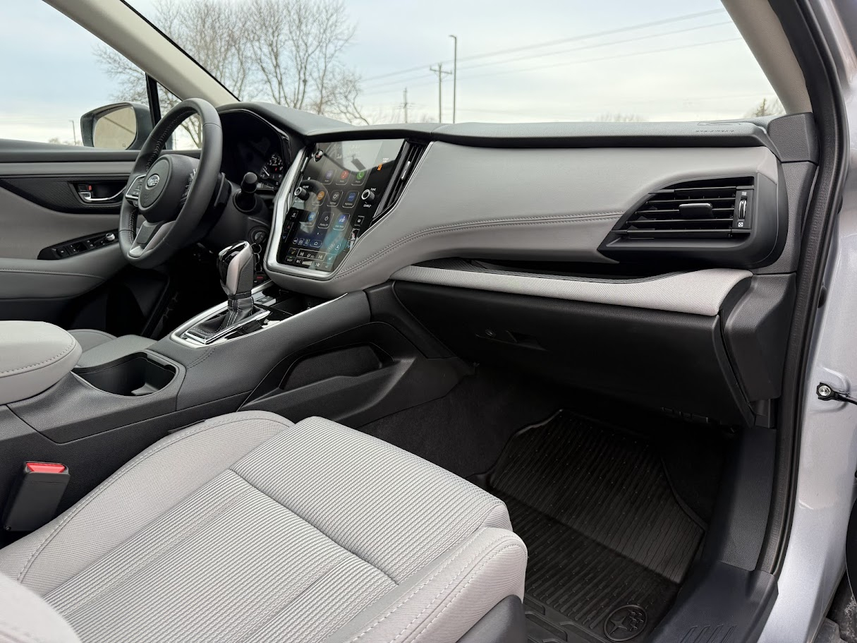 Subaru Legacy Premium 2025