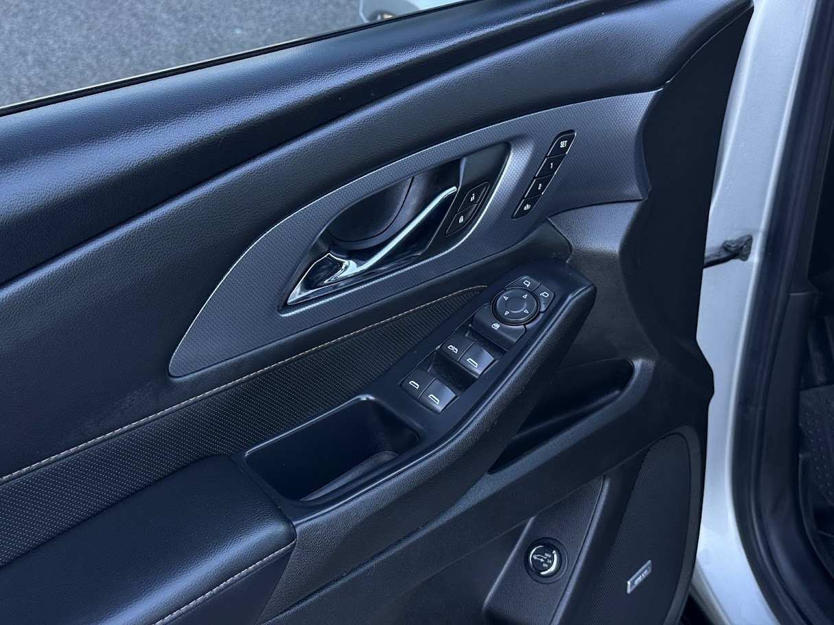 Chevrolet Traverse Premier AWD 2021