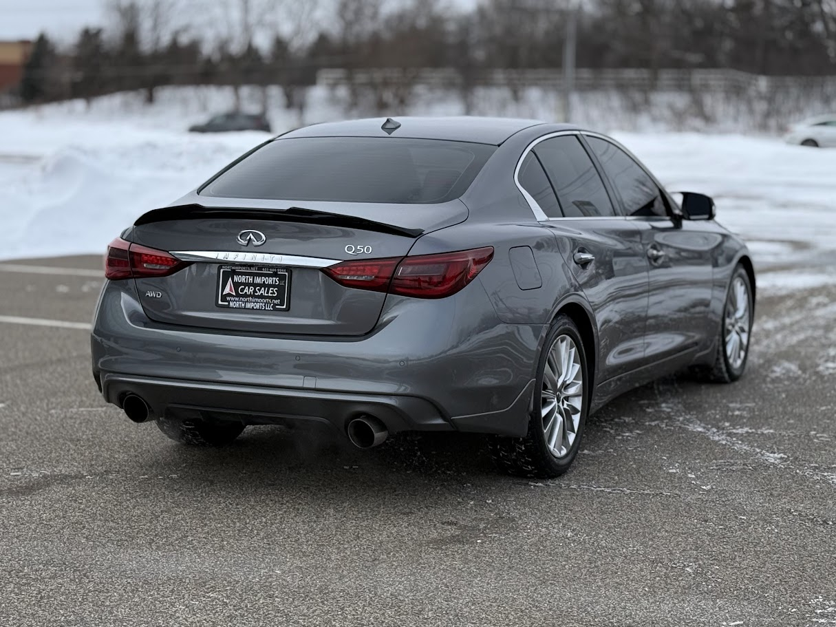 Infiniti Q50 3.0t LUXE AWD 2021