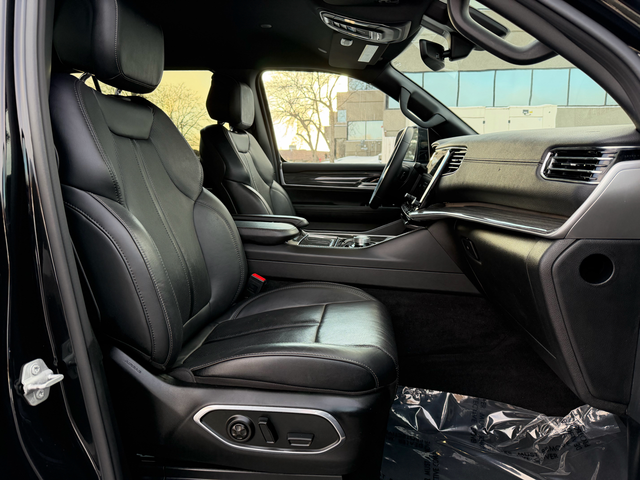 Jeep Wagoneer Series II 4WD 2022