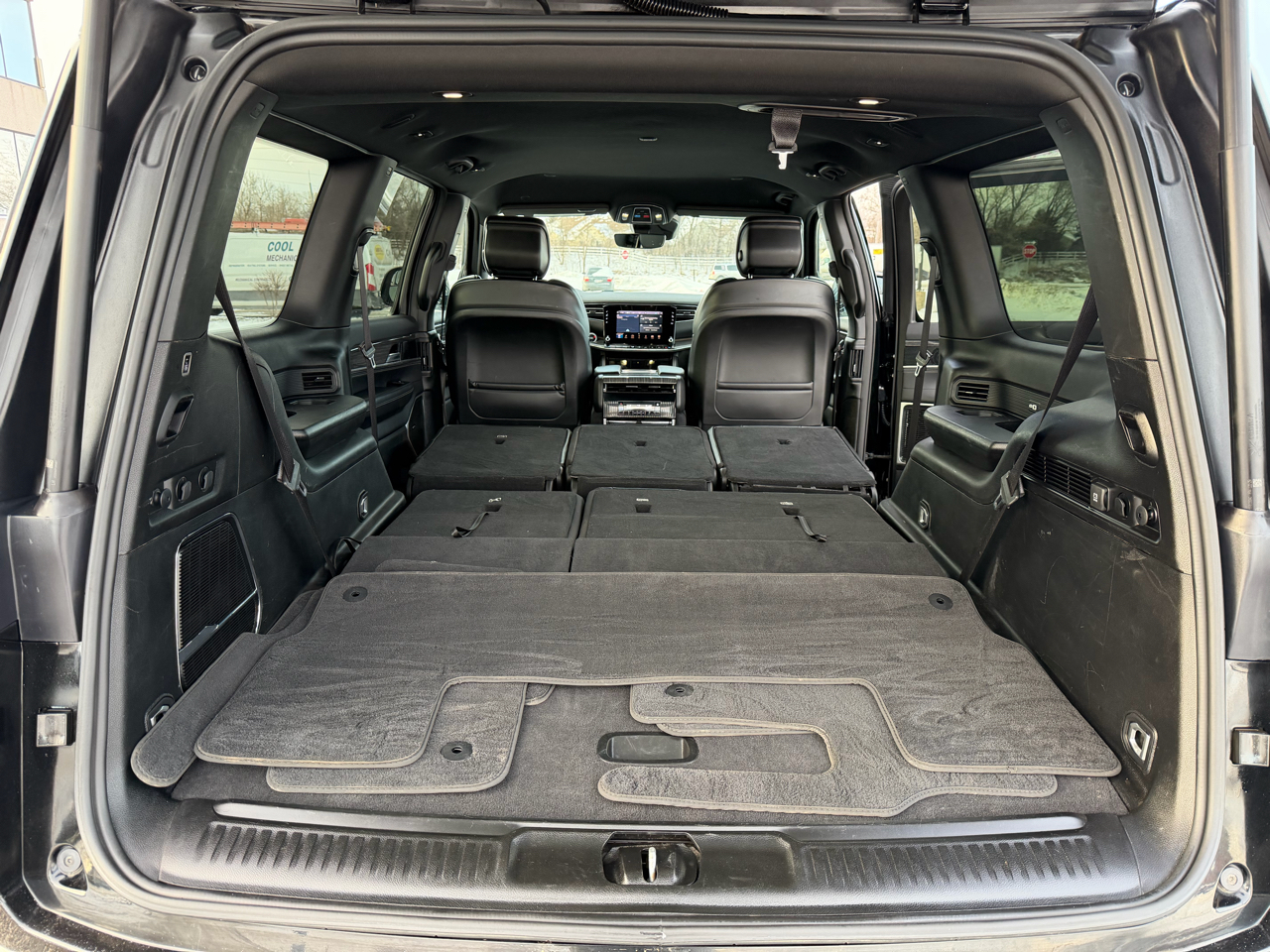 Jeep Wagoneer Series II 4WD 2022