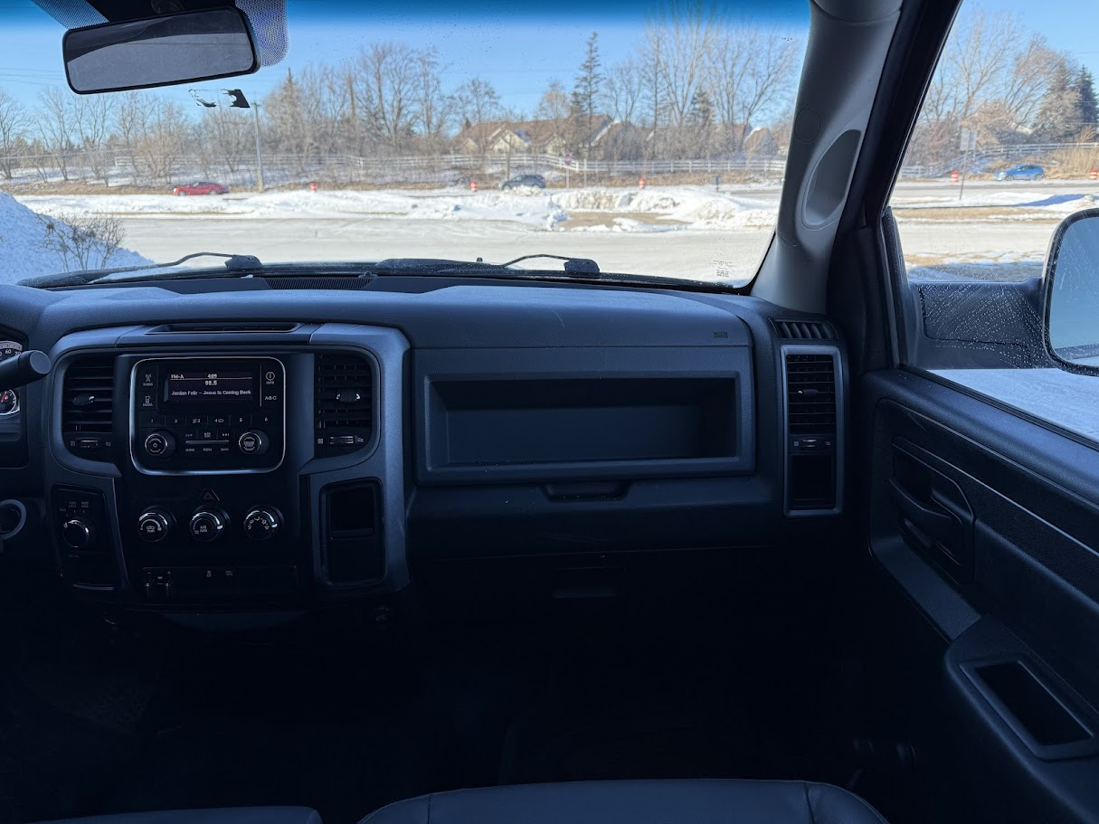 RAM 1500 Tradesman Regular Cab LWB 4WD 2015