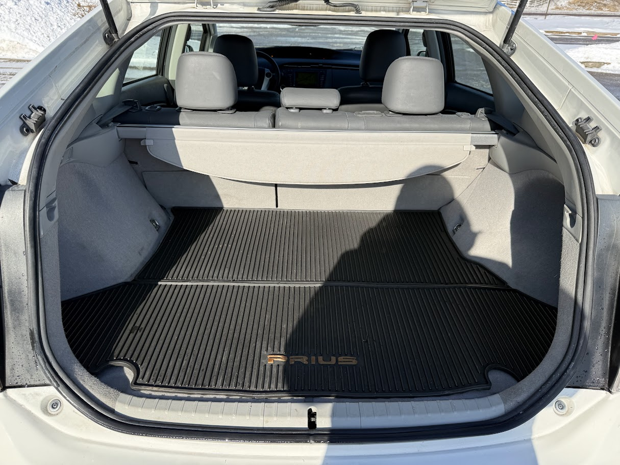 Toyota Prius Prius V 2010