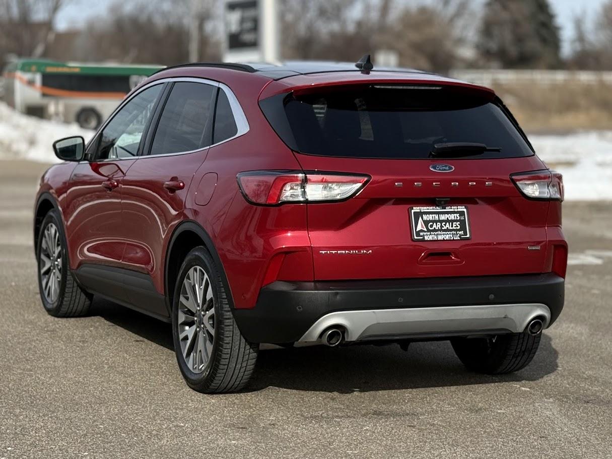 Ford Escape Hybrid Titanium 2020