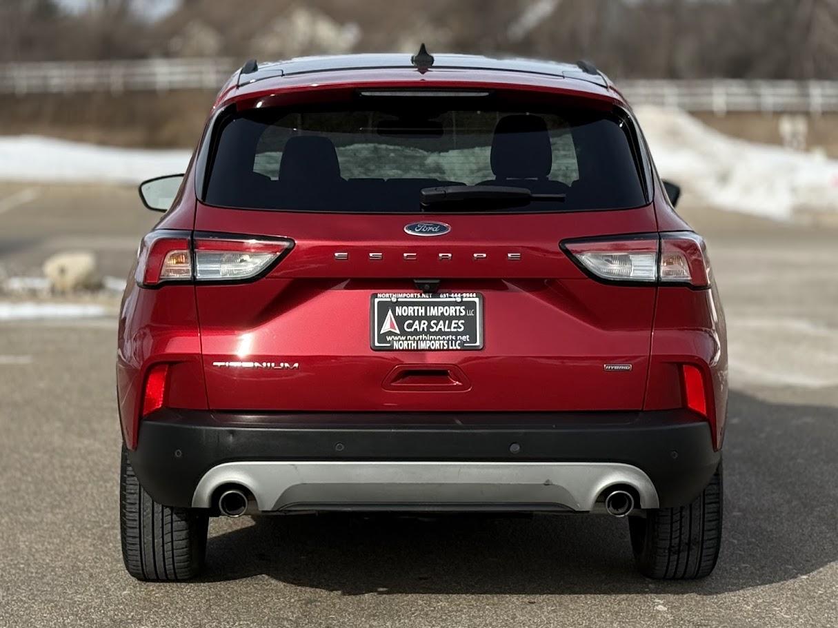 Ford Escape Hybrid Titanium 2020