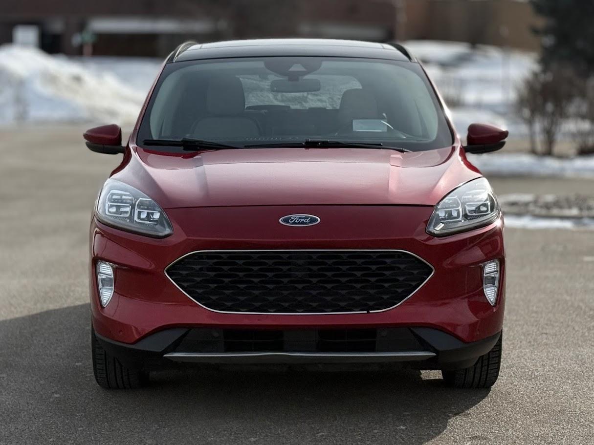 Ford Escape Hybrid Titanium 2020