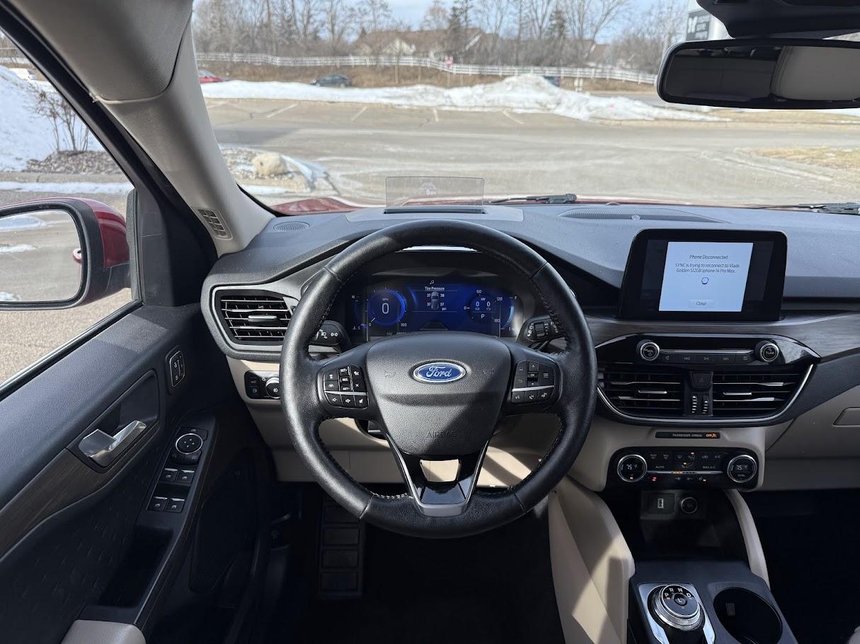 Ford Escape Hybrid Titanium 2020