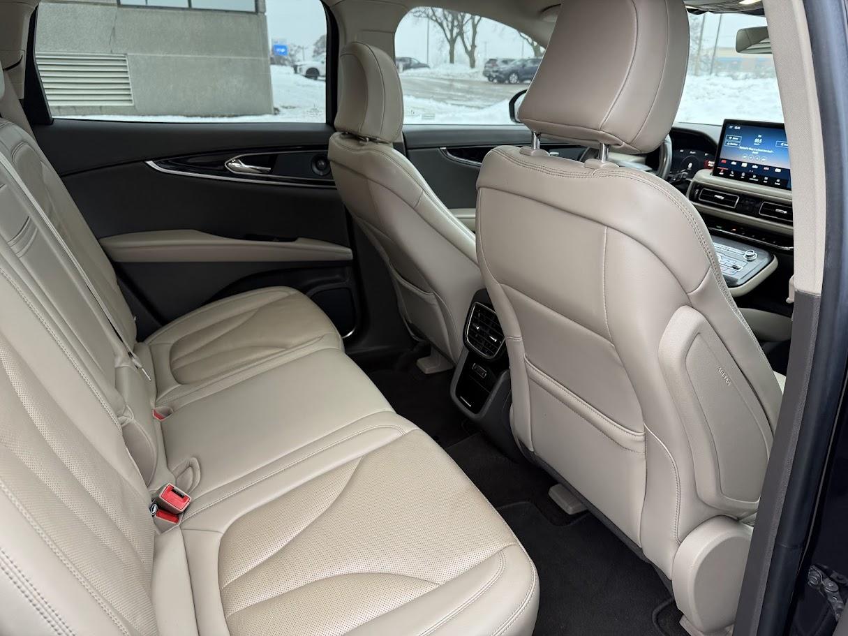 Lincoln Nautilus Reserve AWD 2021