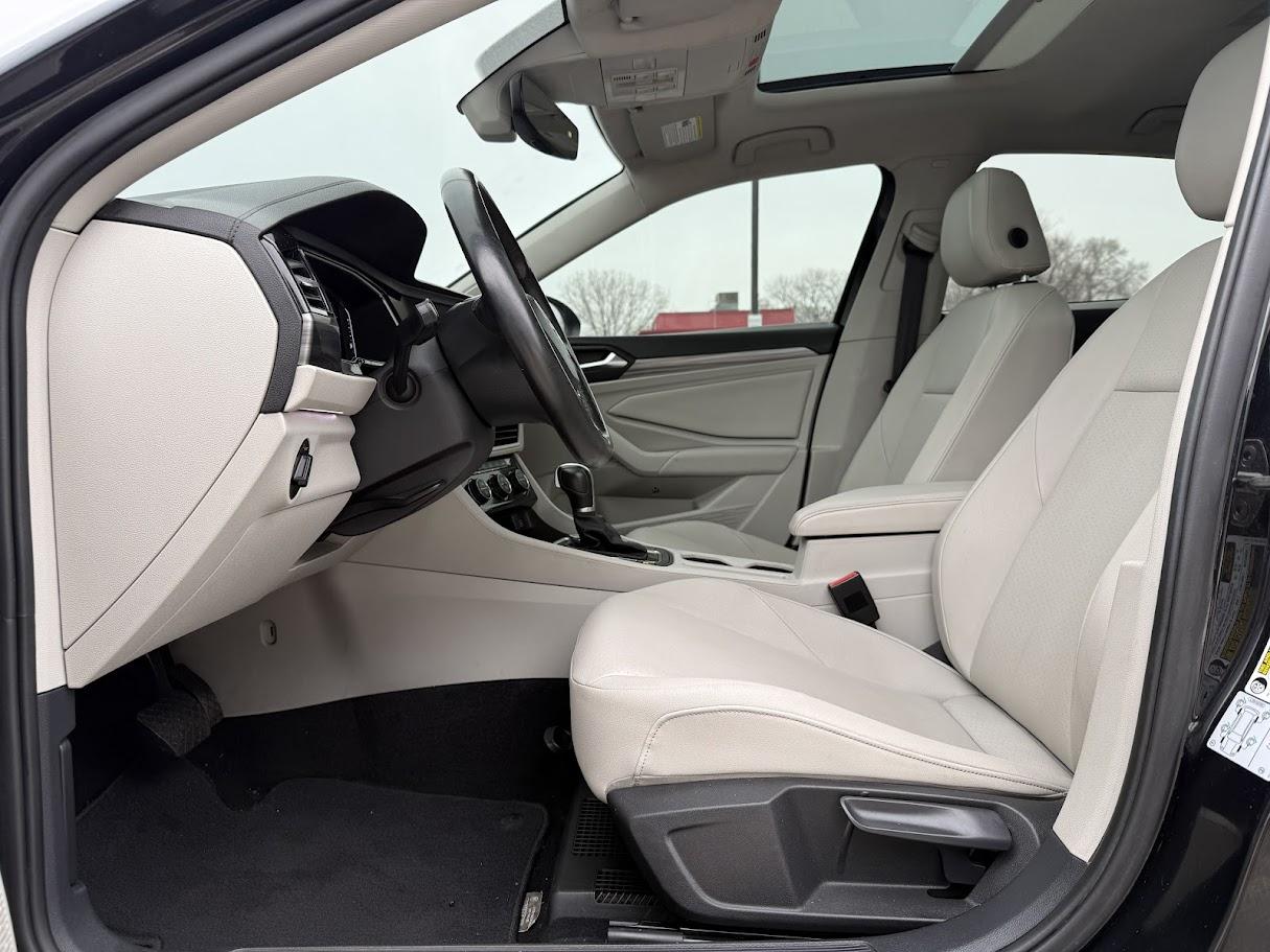 Volkswagen Jetta 1.4T SEL 8A 2019